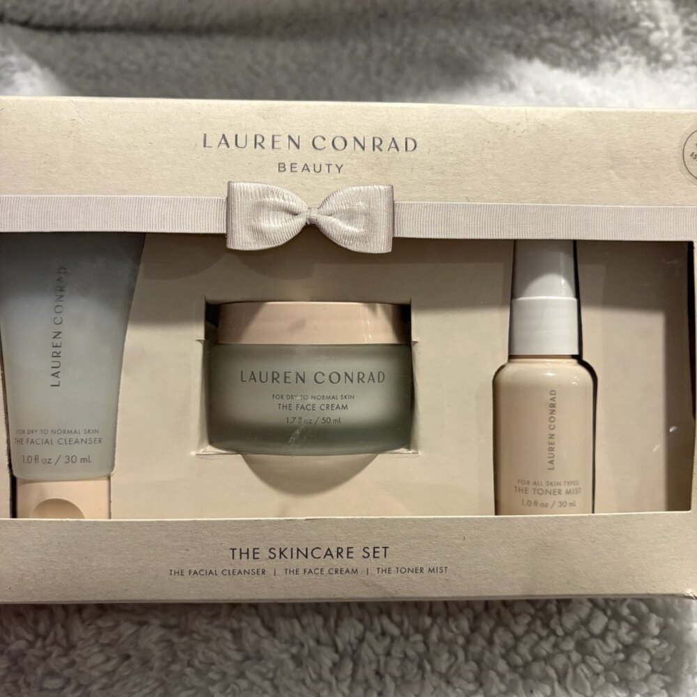 Lauren Conrad Beauty Skincare Set